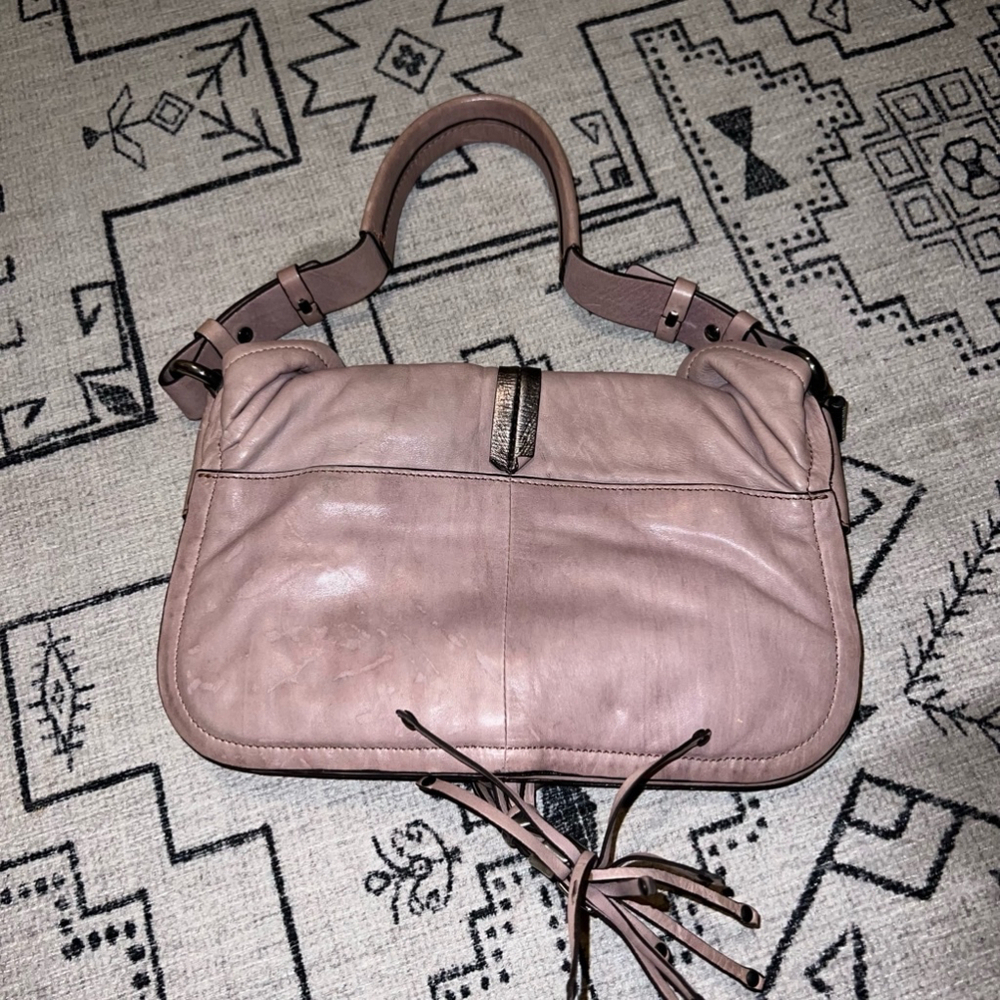 Francesco Biasia Small Pink Leather Shoulder Bag - Picture 5 of 7